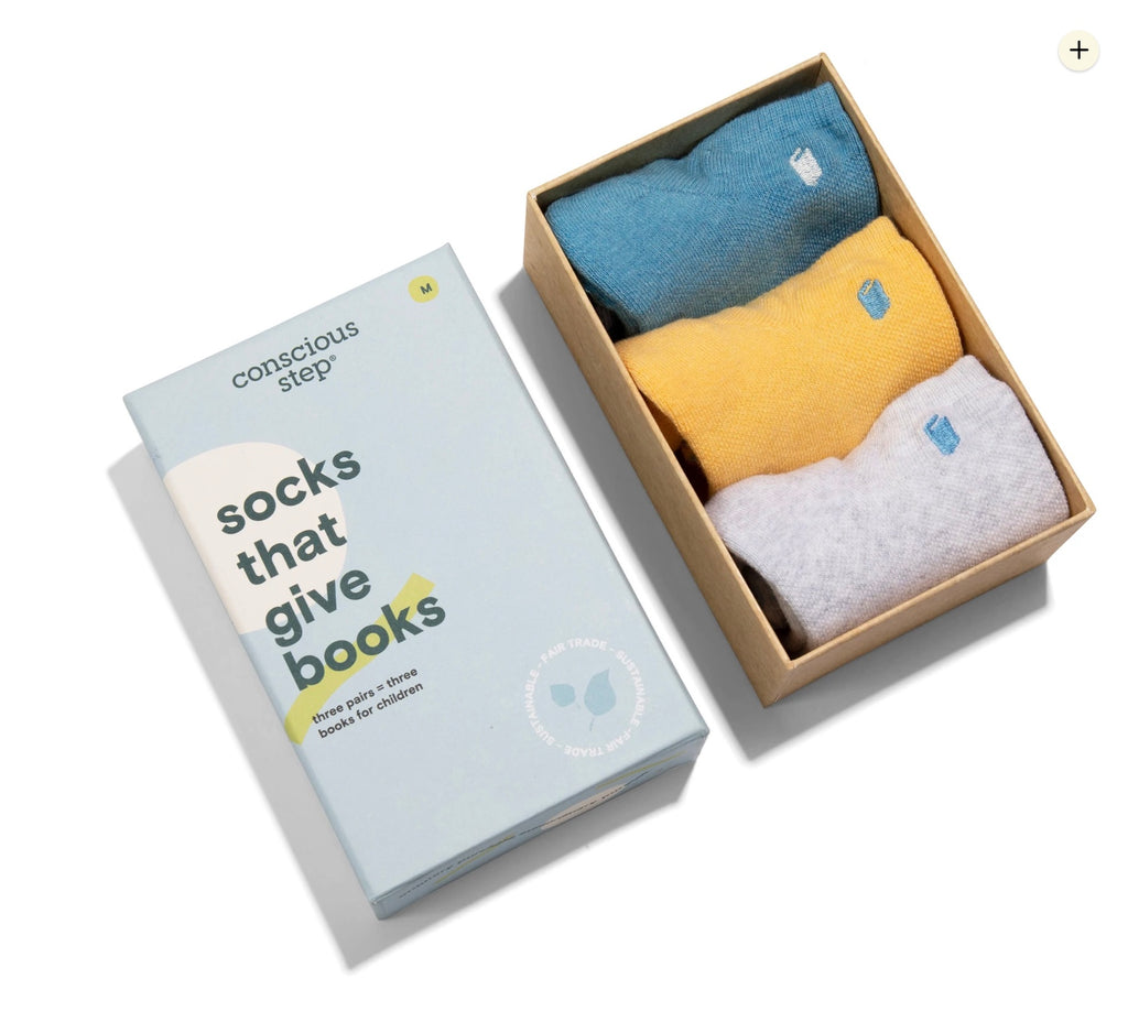 Socks that Give Books Set